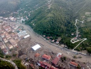 Karadeniz’deki sel felaketinde can kaybı 57’ye yükseldi