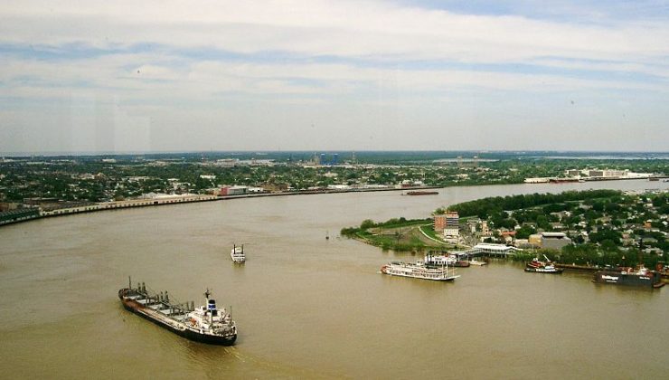 İda Kasırgası sırasında Mississippi Nehri tersine aktı