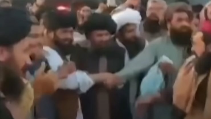 Taliban lideri 10 yıl sonra geri döndü