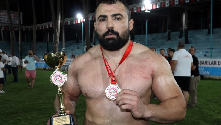 Aba Güreşi Türkiye Şampiyonası’nın galibi Barış Güngör oldu
