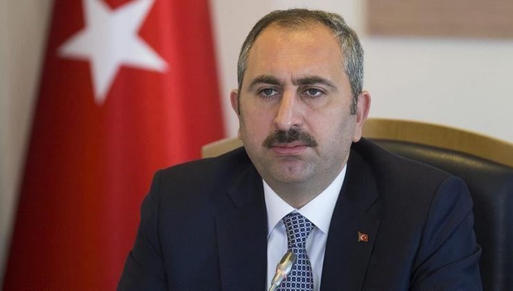 Adalet Bakanı Abdülhamit Gül yangın bölgelerinde incelemelerde bulundu