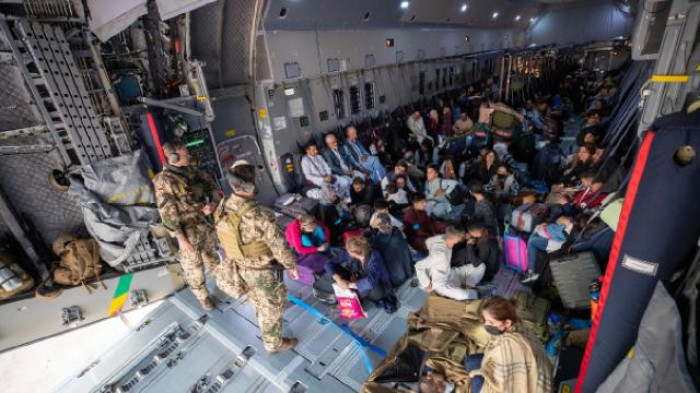 Almanya Afganistan’daki tahliyelerini tamamladı