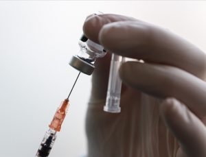 Öğretmenlerin yüzde 83’ü en az bir doz aşısını oldu