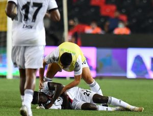 Beşiktaşlı futbolcu N’Sakala taburcu oldu