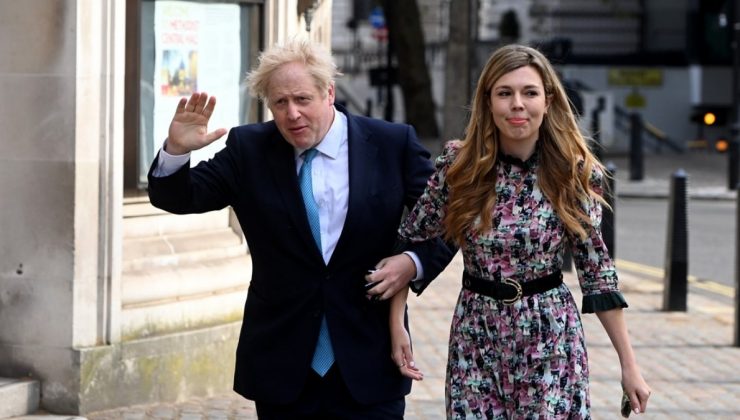 İngiltere Başbakanı Boris Johnson ve eşi Carrie ikinci bebeklerini bekliyor