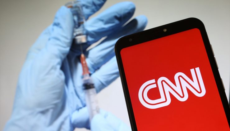 CNN iş yerine aşısız gelen 3 çalışanın işine son verdi