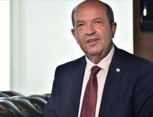 Rum Yönetimi, Ersin Tatar ve Kıbrıslı bakanların pasaportlarını iptal etti