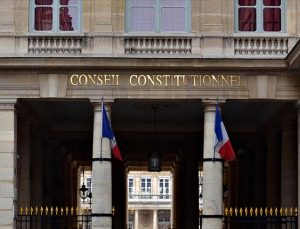 Fransa Anayasa Konseyi, ‘İslamofobik’ yasayı onayladı