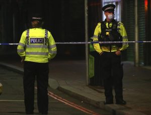 İngiltere’de silahlı saldırıda 6 kişi hayatını kaybetti
