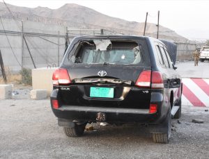 Kabil`deki tahliye izdihamı, geride araç hurdalığı bıraktı