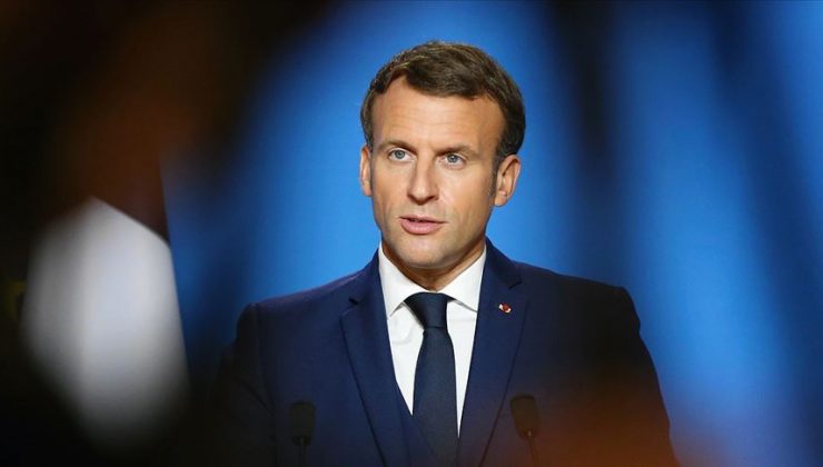 Macron: Sağlık krizini arkamızda bırakmış değiliz