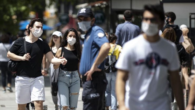 Türkiye’nin maske satışları 144 kat arttı