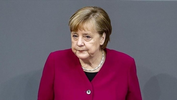 Merkel: “Afganistan’da yaşananlar son derece acı”