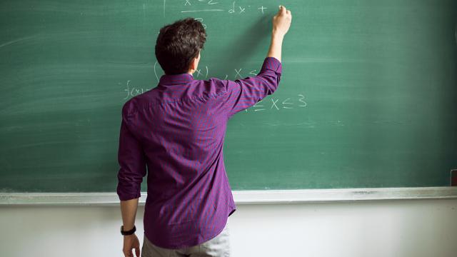 Ücretli öğretmenlere ‘yüzde 25 zam’ kararı