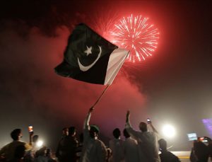 Pakistan bağımsızlığının 74. yılını kutluyor