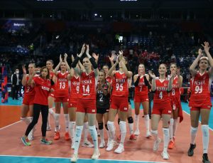 Milli voleybolcu Eda Erdem Dündar, Avrupa Şampiyonası’nda en iyiler arasına girdi