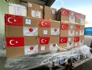 Türkiye’nin hibe ettiği 150 bin doz Kovid-19 aşısı Kırgızistan’a ulaştı