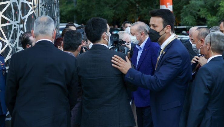 Cumhurbaşkanı Erdoğan, Türkevi Binası’nda incelemelerde bulundu