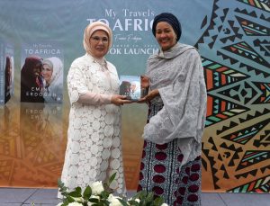Emine Erdoğan “Afrika Seyahatlerim” adlı ilk kitabının tanıtımını New York’ta yaptı