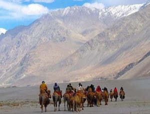 Hindistan, Çin ile tartışmalı sınır bölgesini turizme açtı