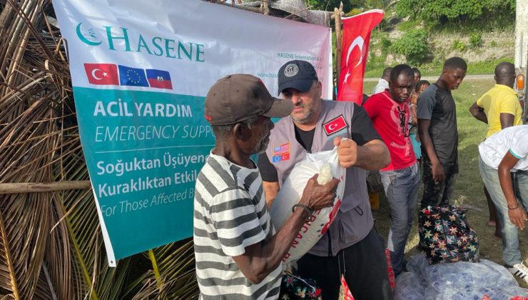ABD’deki Türkler, Haiti depremzedeleri için toplanan yardımları ulaştırdı