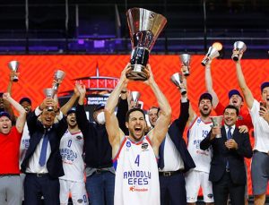 Euroleague’de perde son şampiyonun maçı ile açılıyor