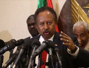 Sudan Başbakanı: “Sudan için düzenlenen konferanslardaki taahhütler yerine getirilmeli”
