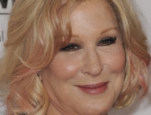 Bette Midler’den Texas kürtaj yasasını protesto çağrısı : Seks  yapmayın