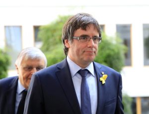 Eski Katalan lider Puigdemont Brüksel’e döndü