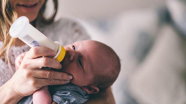 İngiltere’de sağlıklı bebekler için unlara folik asit katılacak