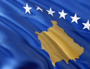 Kosova Sırbistan plakalı araçların geçişine izin vermiyor