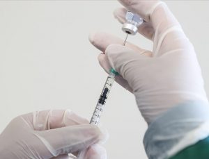 EMA Moderna’nın 3. doz aşı başvurusunu inceliyor