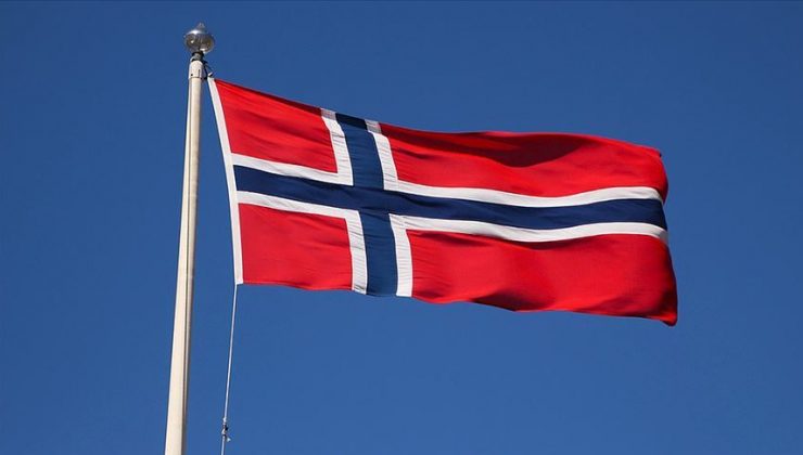 Norveç’te COVID-19 önlemleri kaldırıldı