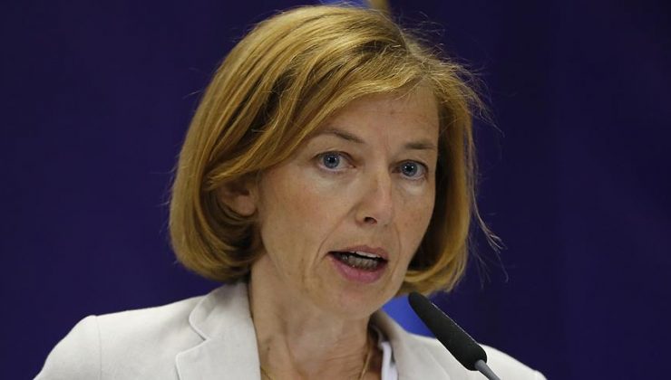Fransa Savunma Bakanı Parly, “denizaltı krizi” nedeniyle Senato’da yuhalandı
