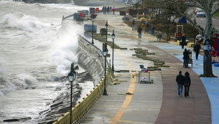 Marmara Denizi için Tsunami uyarısı: Denize sürükleyebilir