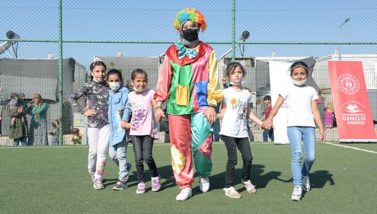 Dünya Çocuk Günü’nde yüzleri güldü