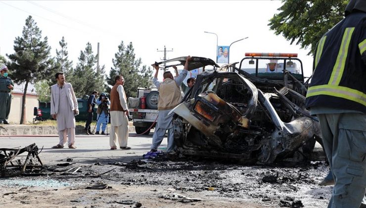 Afganistan’da Taliban aracına bombalı saldırı