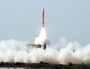 Hindistan Çin’i vurabilecek nükleer kapasiteli balistik füze test etti
