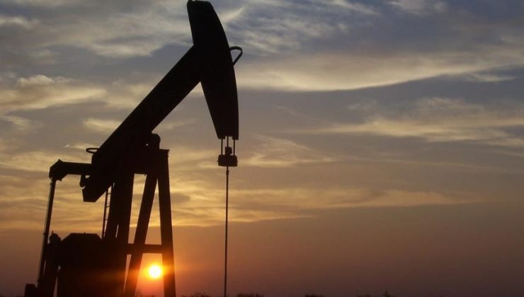 ABD’de ham petrolünün varil fiyatı 80 doları aştı