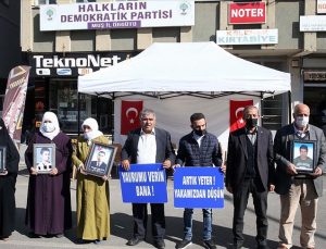 Muş’ta HDP önünde eylem yapan aile sayısı 13’e yükseldi