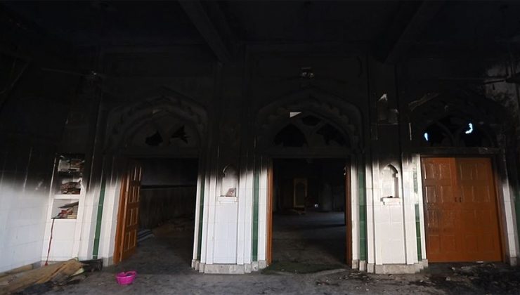 Hindistan’da çetelerin tahrip ettiği camiler onarılacak