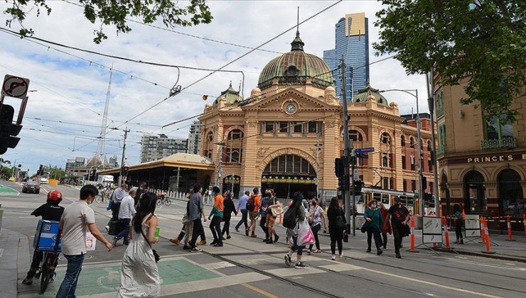 Melbourne’da ‘dünyanın en uzun tam kapanması’ sona erdi