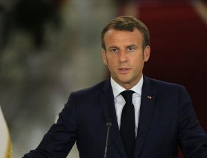 Arap Parlamentosu Macron’u kınadı