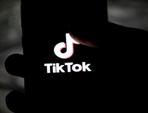 TikTok’ta infiale yol açan akım! Öğretmenini hastanelik etti