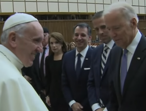 Biden, Vatikan’da Papa Francis ile görüşecek