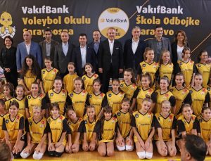 VakıfBank Spor Kulübü’nden Saraybosna voleybol okuluna ziyaret