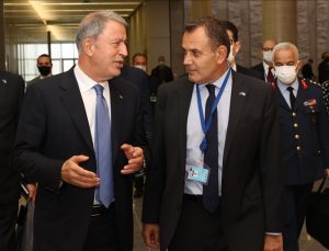 Milli Savunma Bakanı Akar’dan Yunan heyete Türkiye daveti