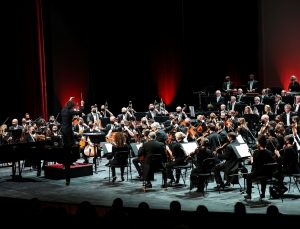 Londra Filarmoni Orkestrası’ndan AKM’de müzik ziyafeti