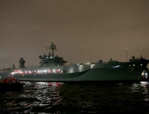 ABD donanmasına ait savaş gemisi İstanbul’da