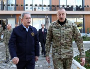 İlham Aliyev Milli Savunma Bakanı Akar’ı kabul etti